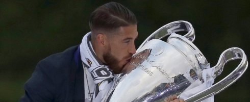 ramos-kissing-cl490epa