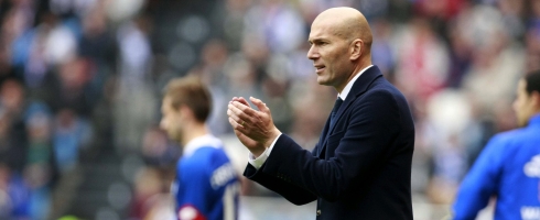 zidane-applaud-depor490epa