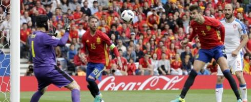 pique-header-czech-rep490epa