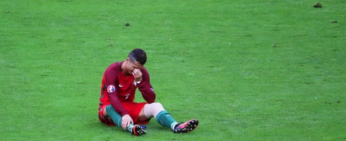 ronaldo-down-injury-epa