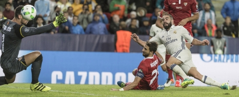 carvajal-goal-sevilla-epa090816