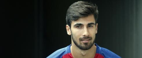 gomes-kit-barca270716epa