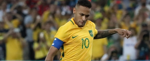 neymar-pen-olympics230816epa