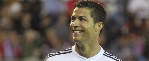 ronaldo-close-smile490epa