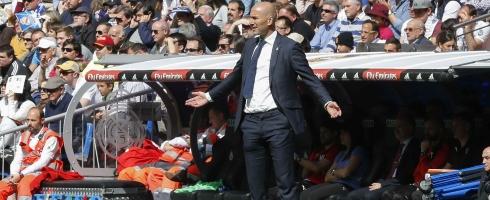 zidane-touchline490epa