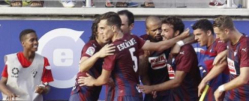eibar-celebrate-epa29092016