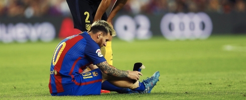 messi-heap-epa220916