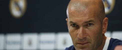 zidane-stern-presser-epa210816