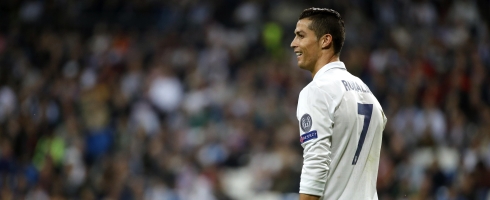 ronaldo-looking-legia-epa181016