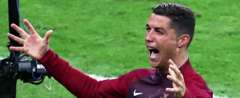 ronaldo-celebrating-tears-euro-epa