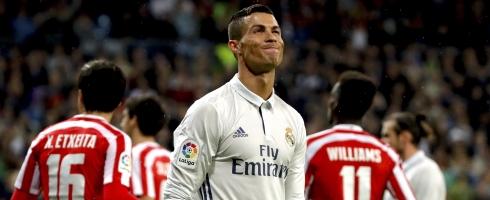ronaldo-smirking-epa241016_1