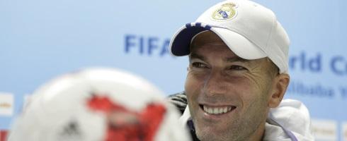 zidane-presser-cwc-epa181216_1