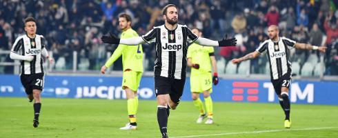 Higuain-1702-Bol-celeb-epa_0
