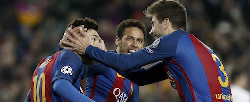 barca-celebrating-psg-epa080317