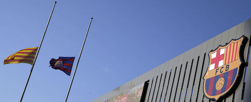 cruyff-half-mast-epa250317