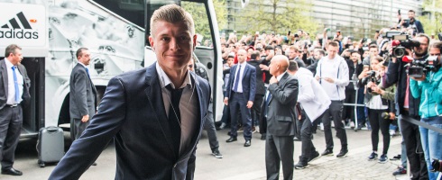 kroos-suit120417epa