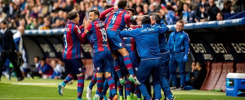 levante-celebrating-tw