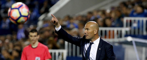 zidane-ball-point-epa050417