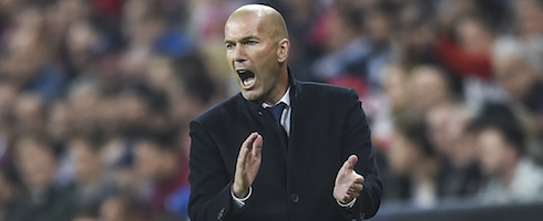 zidane-clapping-epa120417