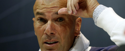 zidane-head-scratch-epa230417