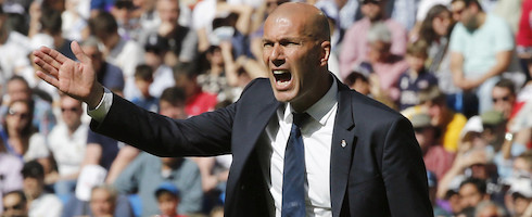 zidane-shouting-hand-epa020417
