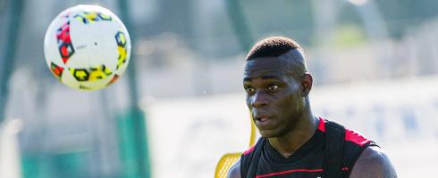 Balotelli-1609-Nice-train-epa_9