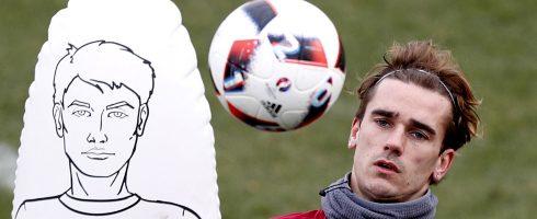 griezmann-ball-training-epa030117