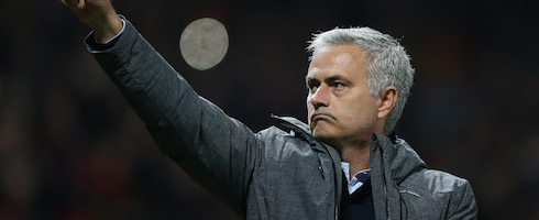 mourinho-arm-epa120517