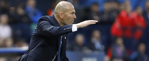 zidane-hand-epa100517