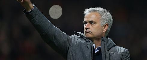 mourinho-arm-epa120517