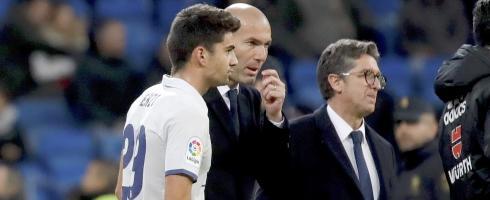 zidane-enzo-epa011216_0