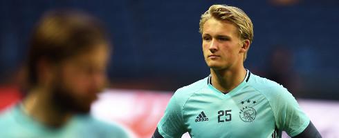 Dolberg-Ajax-train-epa