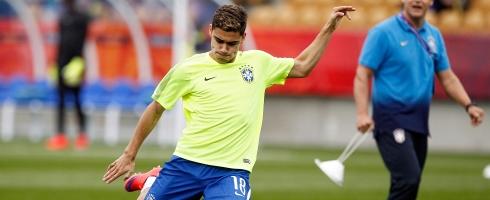 andreas-pereira-training-epa260816