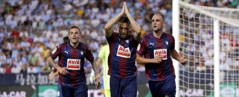 charles-eibar-epa22082017