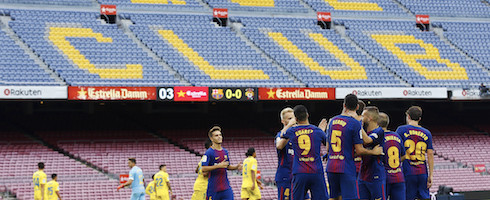 barca-1709-celebrating-empty-epa