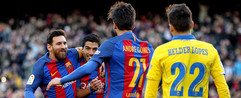 messi-suarez-gomes-epa140117