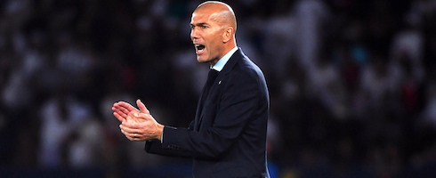 zidane-1712-clapping-epa