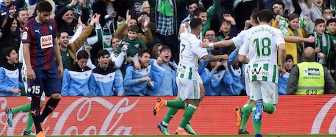 betis-1804-celebrating-epa