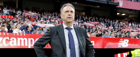 caparros-touchline-epa14052