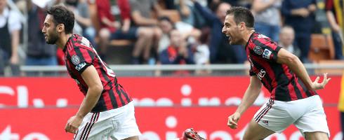 Calhanoglu-1805-Bonaventura-epa_2