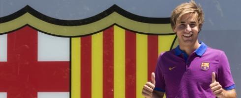 Barcelona midfielder Sergi Samper