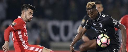 Bernard Mensah at Victoria Guimaraes