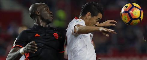 Valencia defender Eliaquim Mangala
