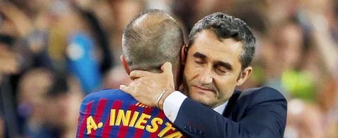 Andres Iniesta with Ernesto Valverde