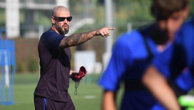 Victor Valdes appointed manager of UA Horta from next season
