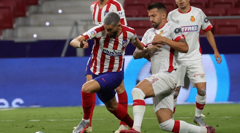 Atletico Madrid close to permanent deal for Yannick Carrasco