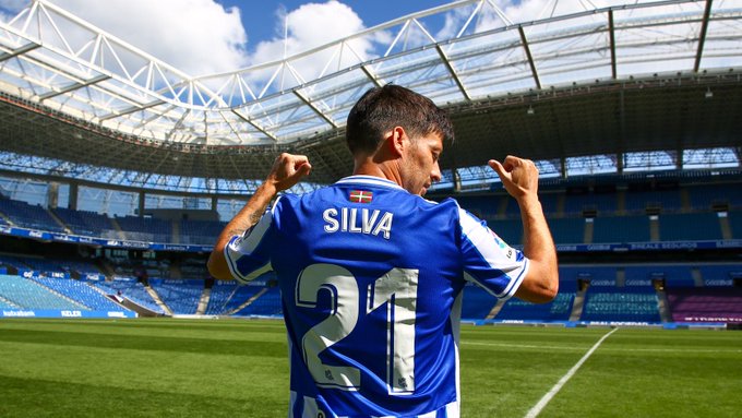 David Silva tests positive for Covid-19 following Real Sociedad unveiling