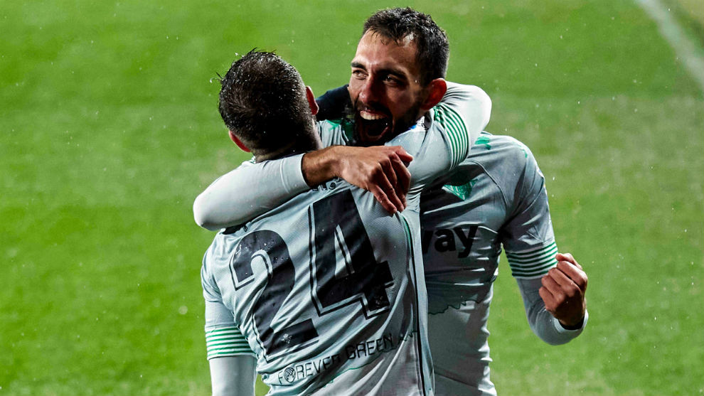 Borja Iglesias, Real Betis