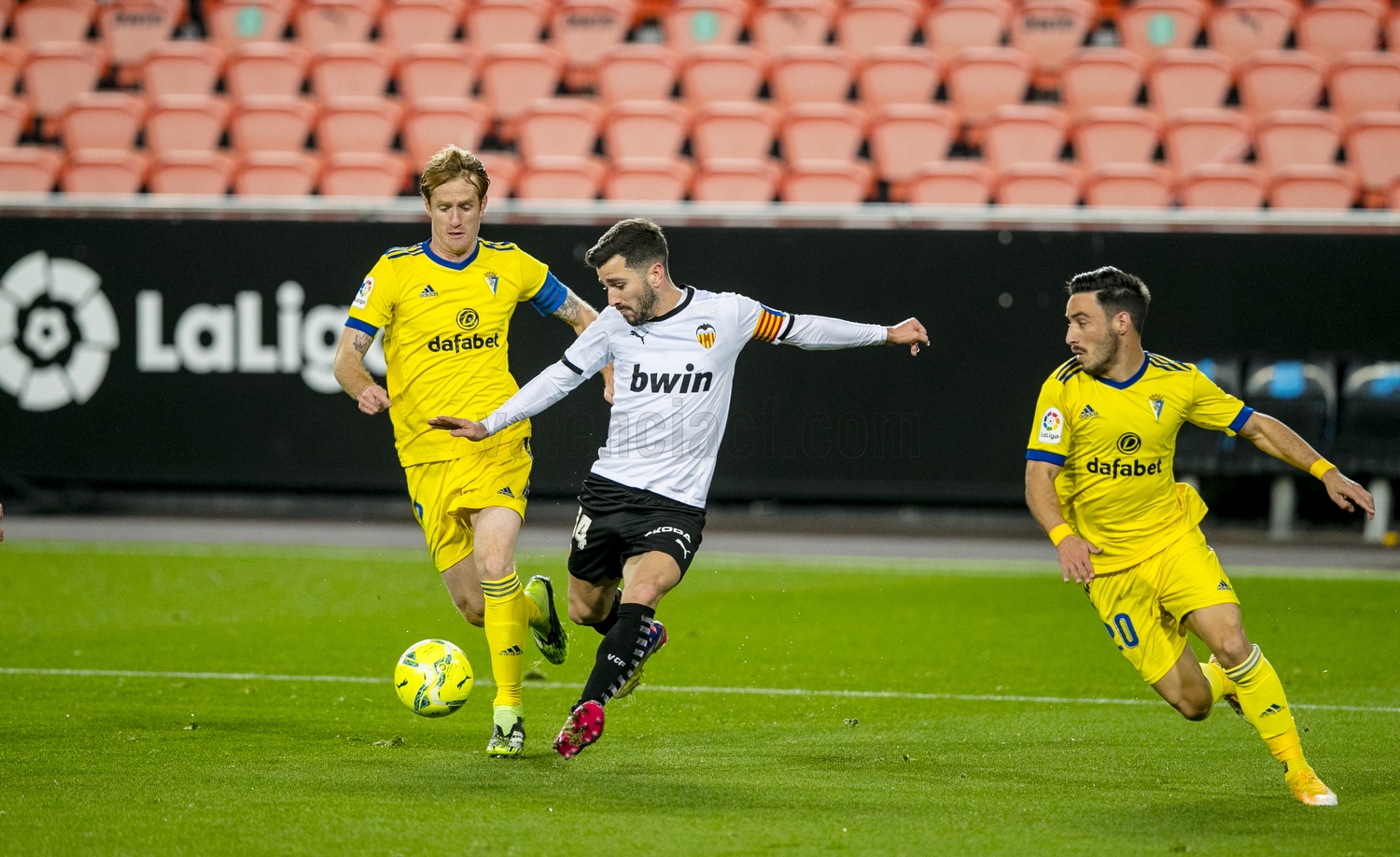 Valencia draw against Cadiz