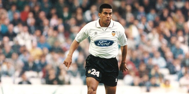 Fernando Caceres, Valencia